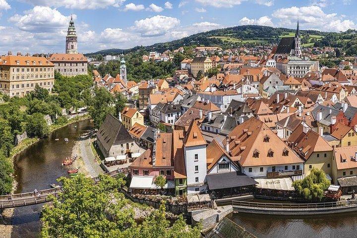 Cesky Krumlov Private day trip from Prague with Lunch and Castle admission