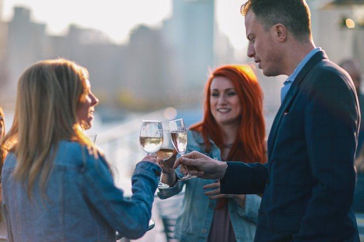 City Cruises Chicago: Signature Lunch Cruise on Lake Michigan