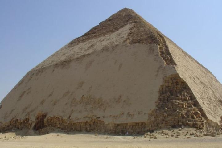 Dahshur and Memphis Private Tour