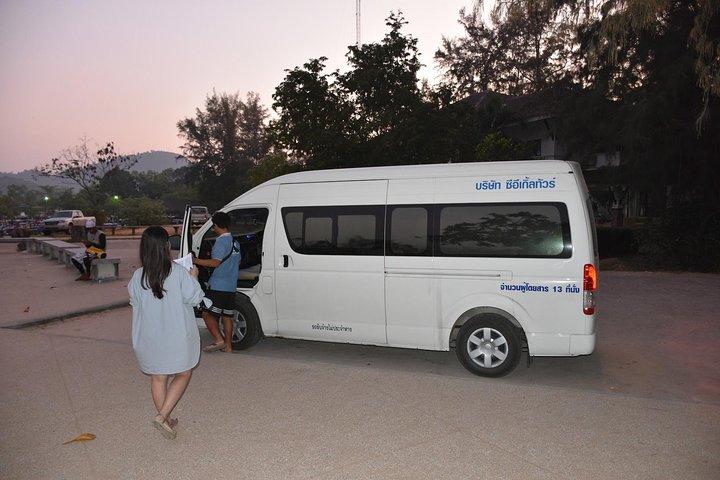 Early Bird Phi Phi Island & 4 Islands Speed Boat Tour from Krabi
