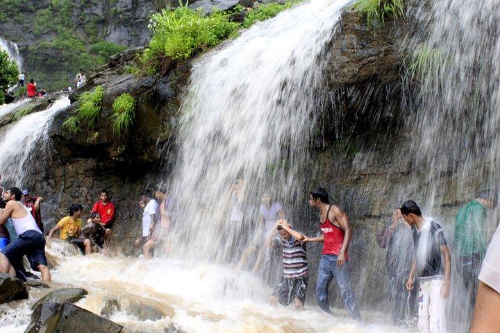 Mumbai Caves Guided Tour