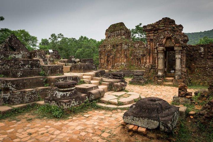 Small Group - My Son Sanctuary Tour From Hoi An