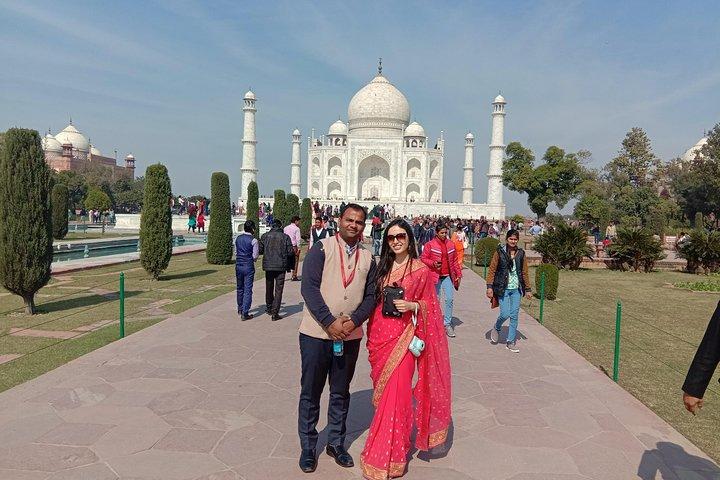 Skip the line Taj Mahal Guided Tour with Multiple Options