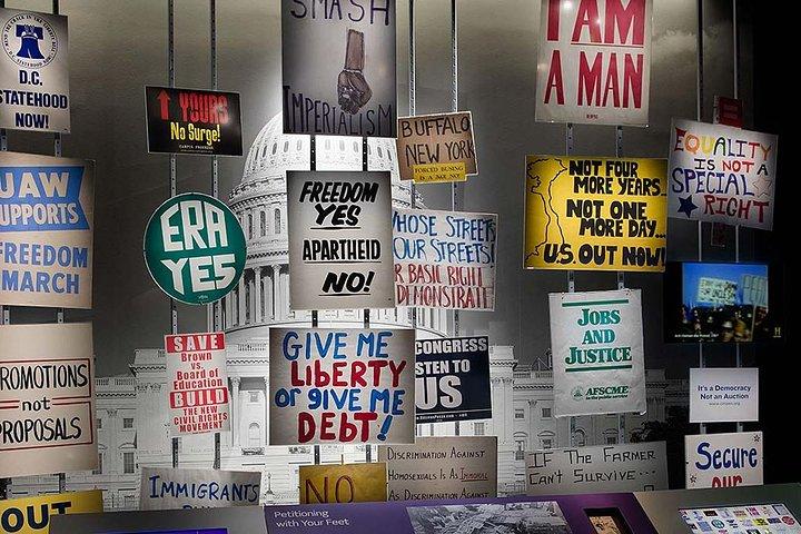 Smithsonian Museum of American History Exclusive Guided Tour