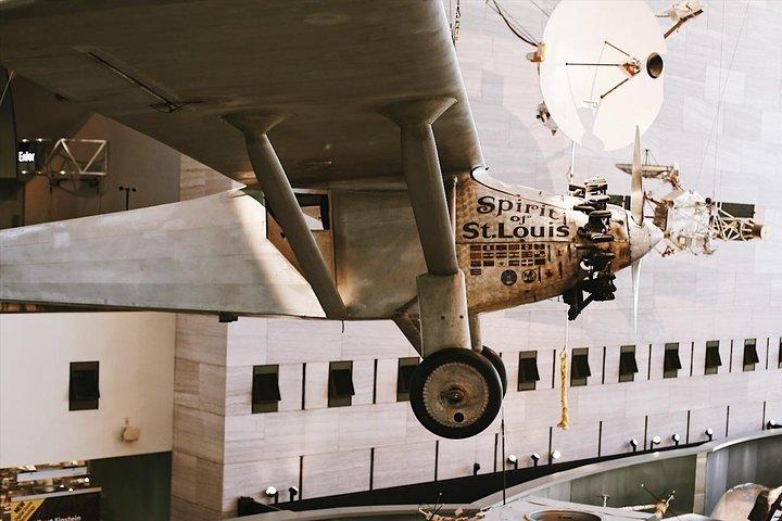 Smithsonian Natural History + Air and Space Museum Private Tour