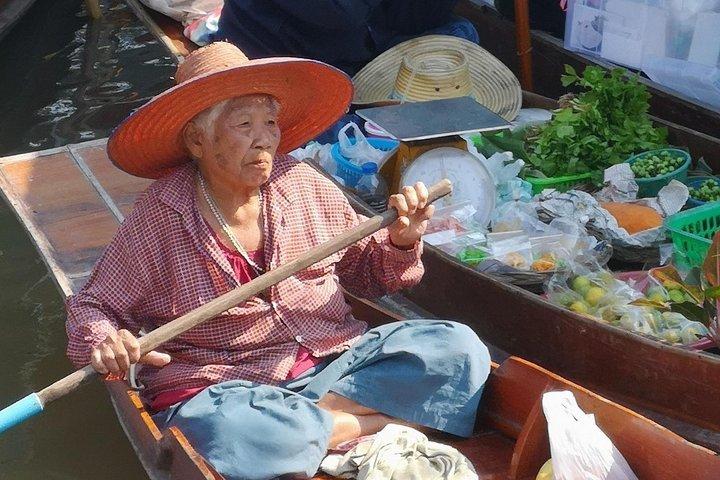 Thaka Floating Market: Thailand’s Most Authentic Experience