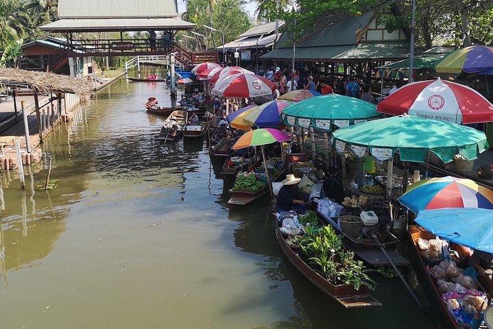 Thaka Floating Market: Thailand’s Most Authentic Experience