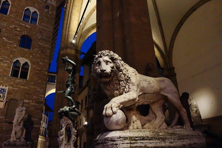 Florence Evening Walking Tour: Stories of Power, Love & Betrayal