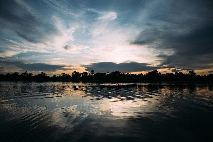 Sundowner Cruise on Zambezi River (Zimbabwe)