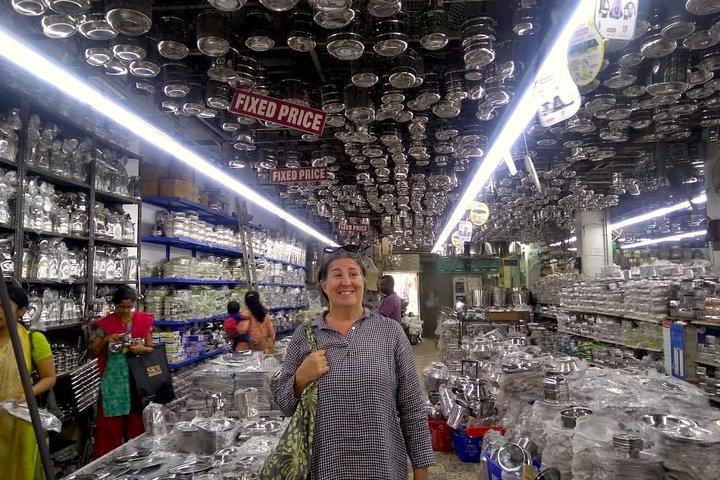 Big Fat Indian Wedding, shopping & bazaar walking tour in Chennai