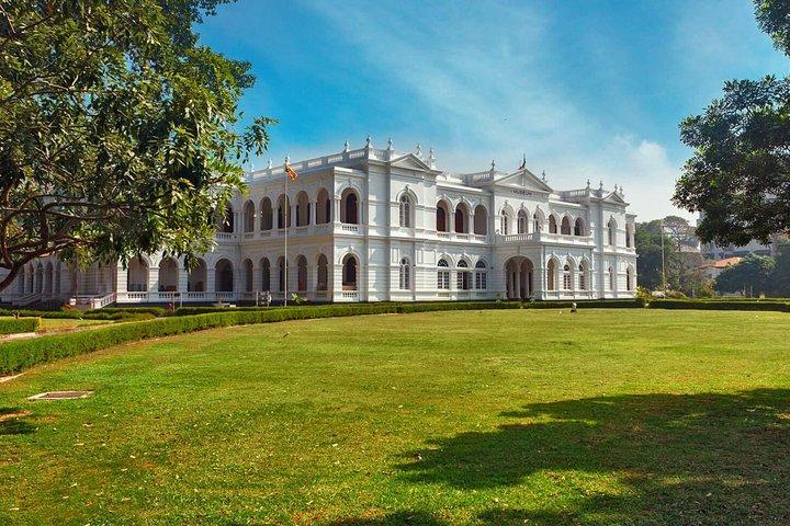 Colombo City Drive by Bookingmart Holidays Pvt Ltd