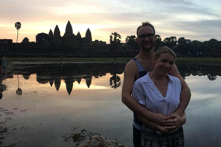 Angkor Wat Sunrise Temple Tour Bayon, Prohm, Srei, and Mealea
