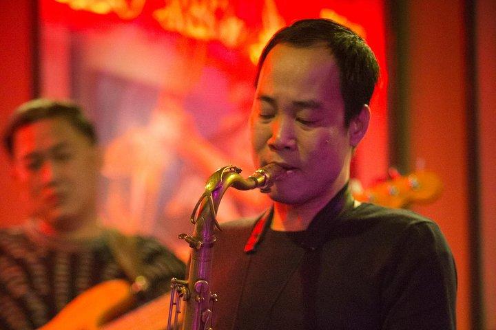 Walking Street Food Tour and Hidden Music