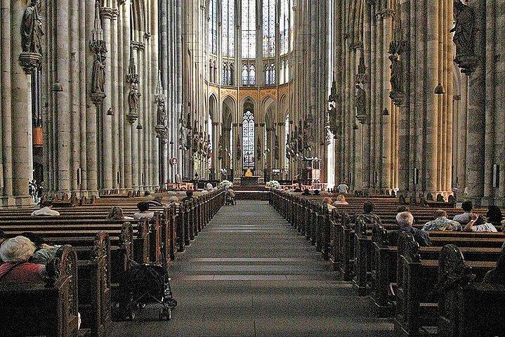 Cologne Heritage Tour: Cathedral, Historic Sites & Museums
