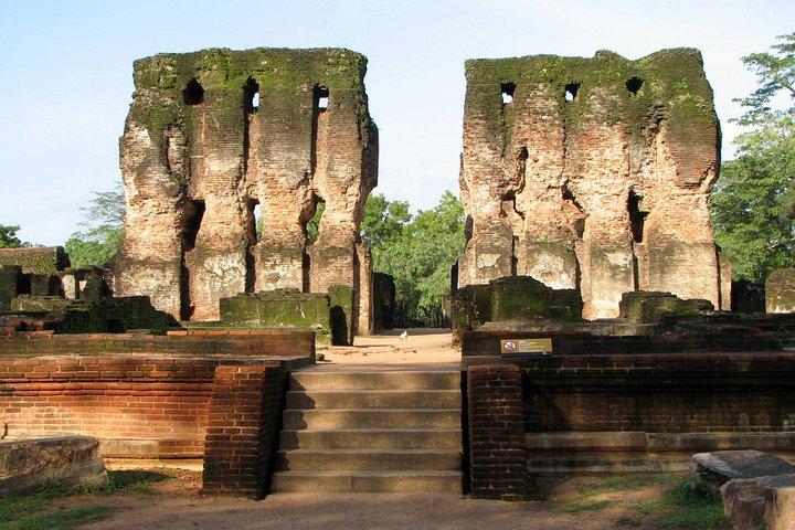 Day tour to Sigiriya,Dambulla & Polannaruwa (3 word heritage places) from Kandy