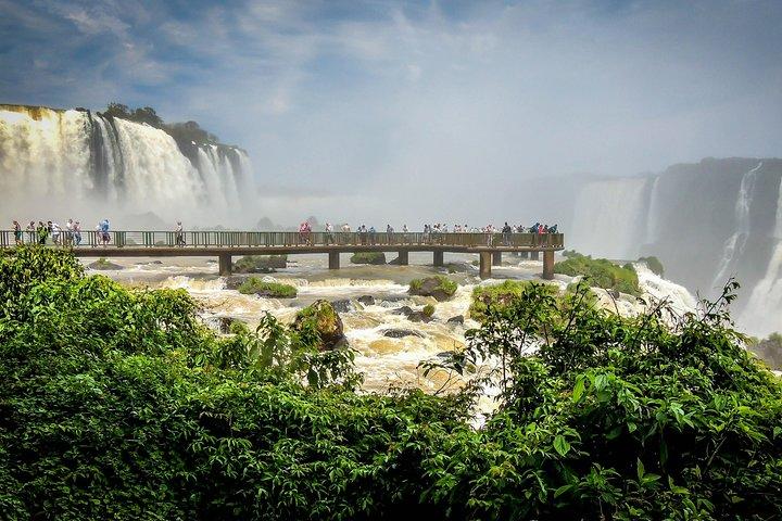 Private Full-Day Iguazu Falls Tour with Airfare from Buenos Aires