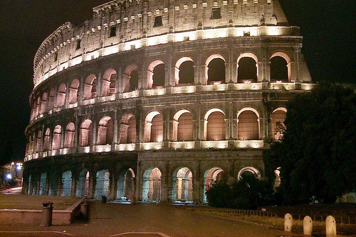 Colosseum, Vatican Museums, Fountains and Squares Private Tour