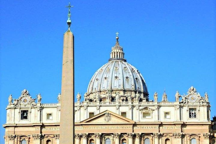 Colosseum, Vatican Museums, Fountains and Squares Private Tour