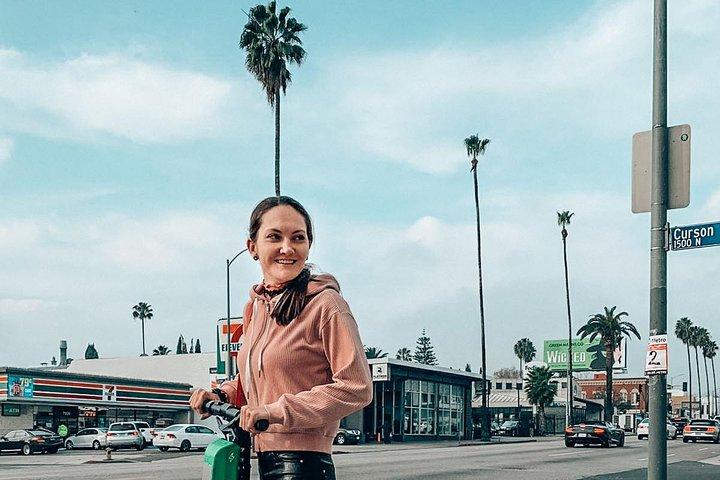 Hollywood History Walking Tour in Los Angeles: See All Theaters