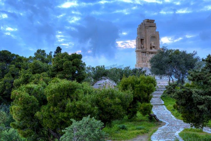 Private Acropolis and Acropolis Museum (Morning Walking Tour)