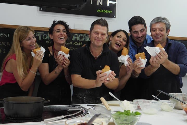 Homemade Pizza Class in Napoli