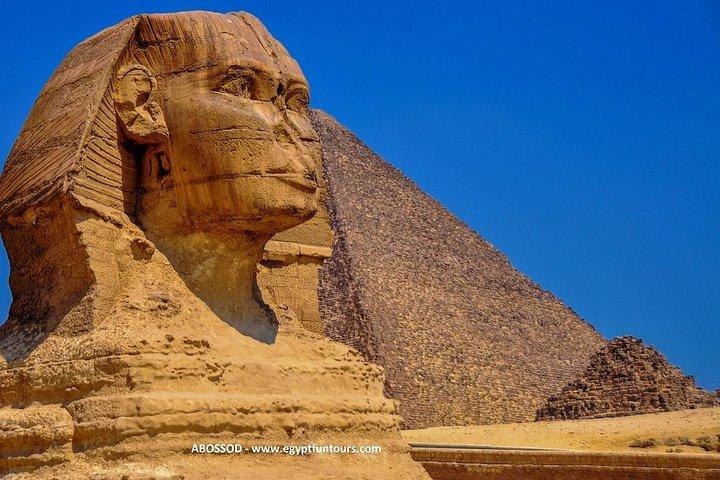 Day Tour to Giza Pyramids, Cairo Downtown, & Islamic Cairo