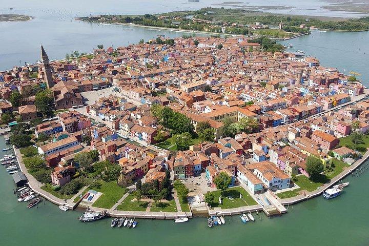 Murano and Burano Islands 4-Hour Tour