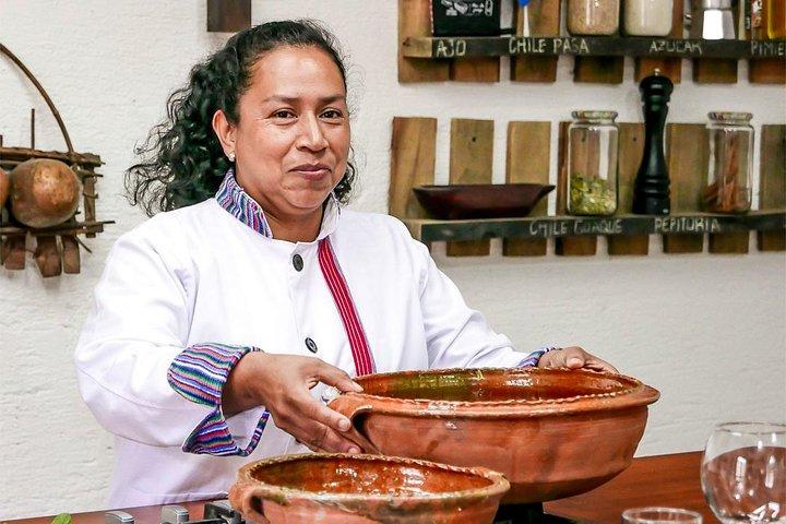 Authentic Guatemalan Cooking Class in Antigua
