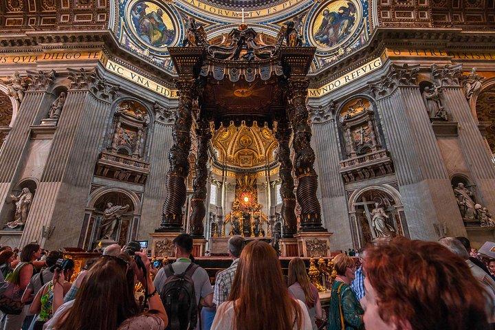 St. Peter’s Basilica: Self-guided Audio Tour on your Phone (without ticket)