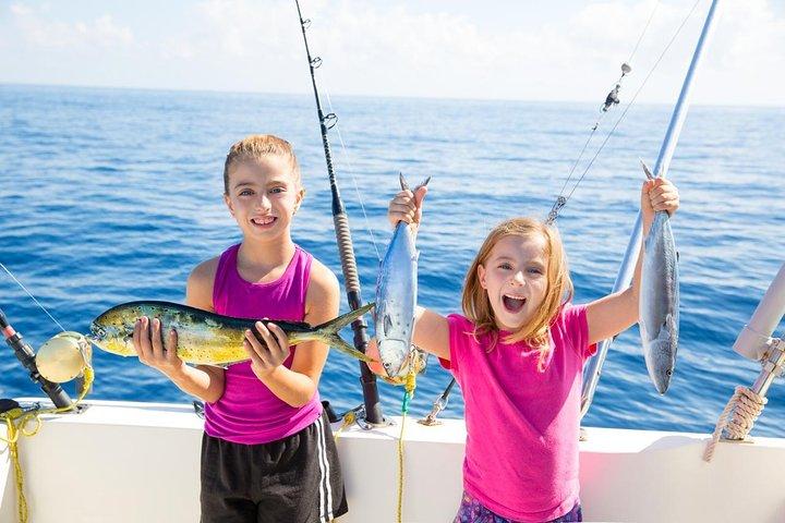 4 Hours Dubai Deep Sea Fishing by Splash
