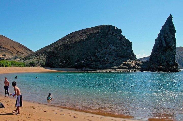 Bartolome Island Full Day Tour