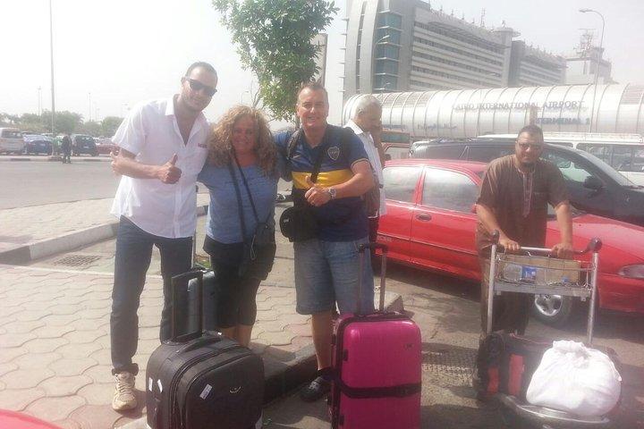 Private Transfer from Cairo airport to Pyramids area