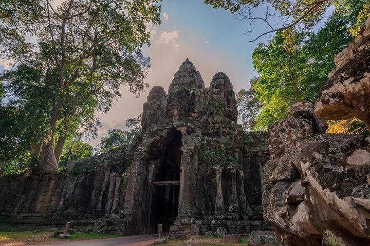 1-Day Amazing Angkor Wat Tour with Sunset & All Interesting Major Temples