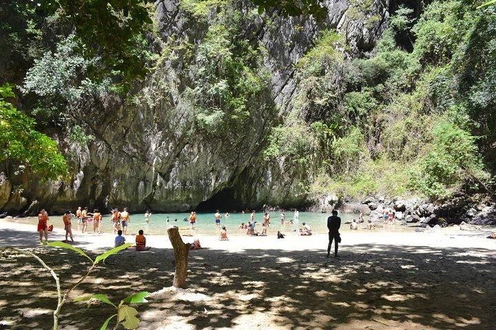 Tin Adventure Sea Tour to 4 Islands & Emerald Cave from Koh Lanta