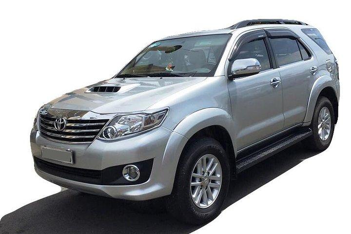 Private Departure Transfer: Ho Chi Minh City Hotels to Tan Son Nhat Airport