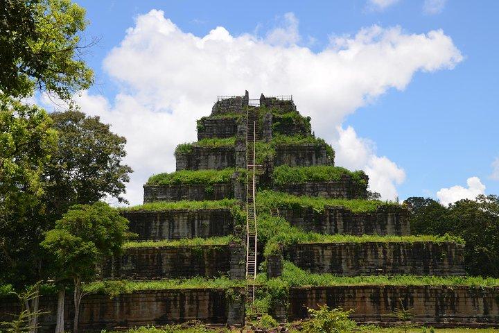 Full-Day Preah Vihear, Koh Ker and Beng Mealea Private Tour