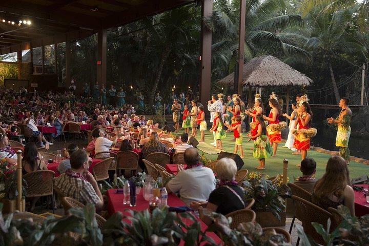 Polynesian Cultural Center: Aliʻi Lūʻau Package