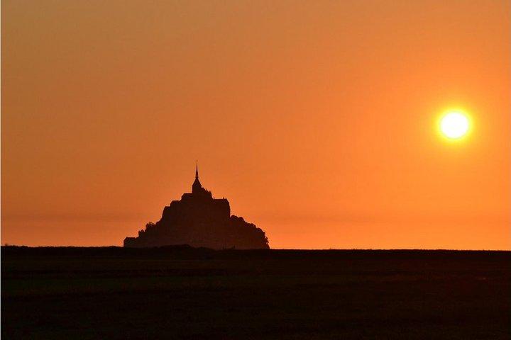 Private shuttle to Mont-Saint-Michel from Caen. 2pers.minimum
