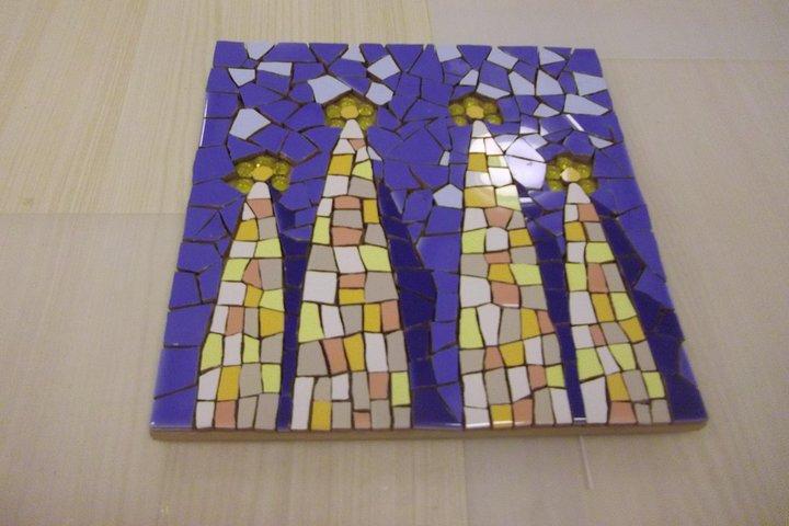 Guided Gaudí’s Trencadís Mosaic Workshop in Barcelona 4 Hours