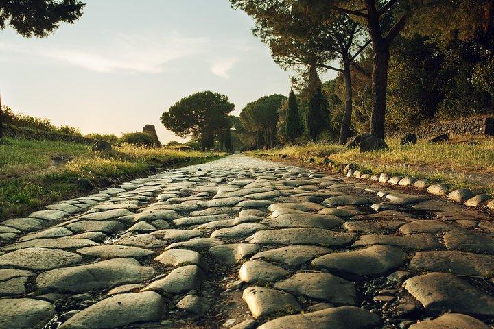 Catacombs Tour with Transfer – Optional Capuchin Crypt or Trevi