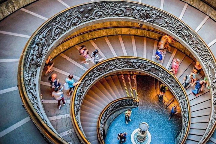Sistine Chapel & Vatican Museums evening private tour with pickup
