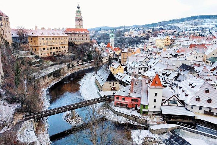 Private transfer in a Sanitized Car Prague to Vienna with 2h stop Cesky Krumlov