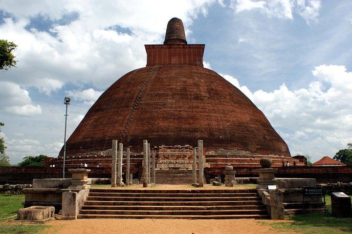 Anuradhapura Day Tour From Colombo