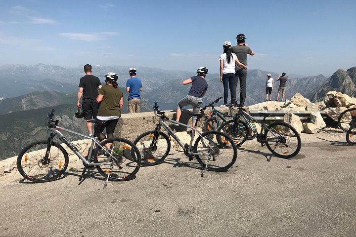 Epic 25 Turns Downhill Bike Descent w/ Panoramic Cable Car Ascent