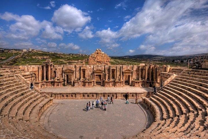 Private Tour Jerash and Dead Sea with lunch