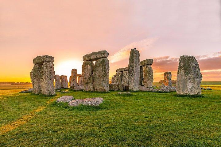 Stonehenge, Avebury & the Cotswolds from Bath (Small group)