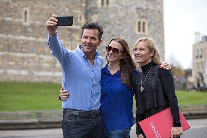 Hampton Court Palace & Windsor Castle Private Car Tour from London