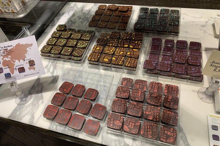 Brussels Chocolate Beer Waffle and Belgian Whiskey All-in-One (Small Group) Tour
