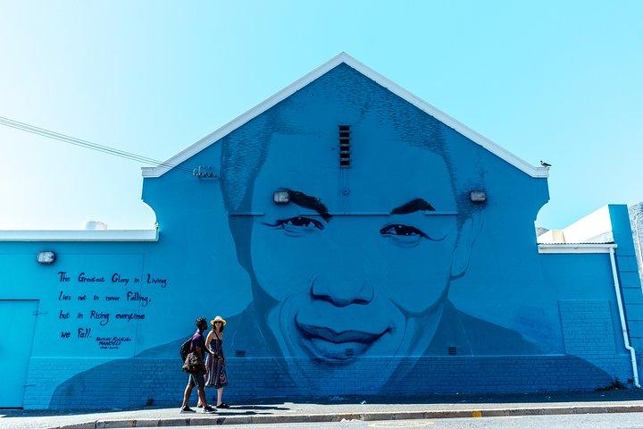 Cape Town Highlights & Hidden Gems Including Tickets and Snack