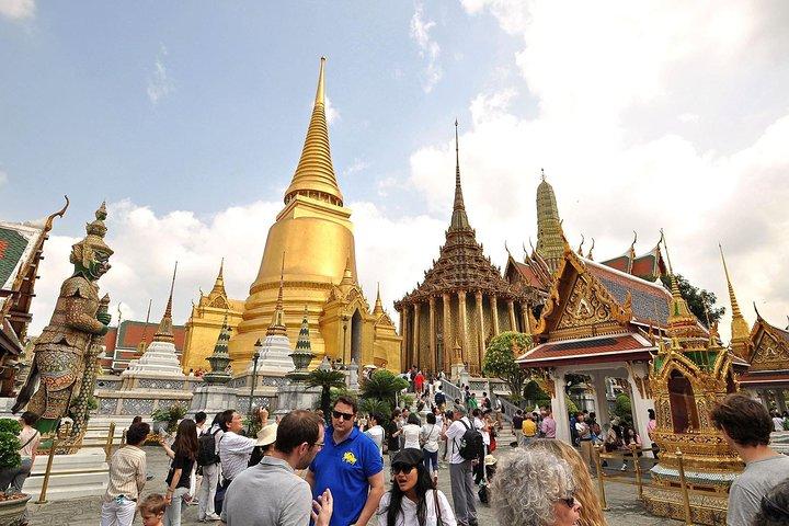 Private Tour: Grand Palace & Emerald Buddha Temple Experience